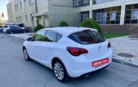 Opel Astra J, 2011 год, 625 000 рублей, 5 фотография