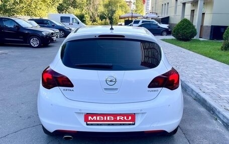 Opel Astra J, 2011 год, 625 000 рублей, 6 фотография