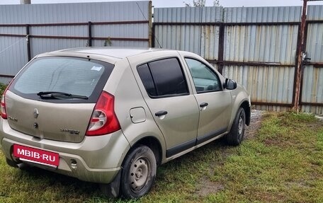 Renault Sandero I, 2012 год, 360 000 рублей, 2 фотография