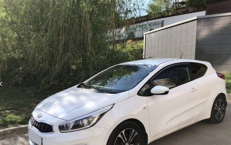 KIA cee'd III, 2016 год, 1 350 000 рублей, 2 фотография