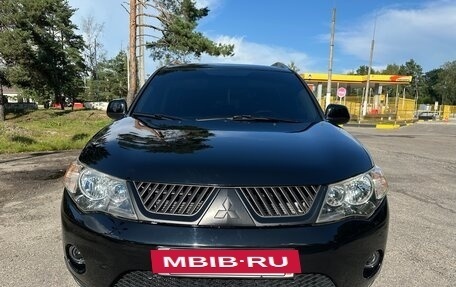 Mitsubishi Outlander III рестайлинг 3, 2008 год, 1 150 000 рублей, 2 фотография