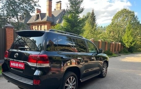 Toyota Land Cruiser 200, 2020 год, 6 380 000 рублей, 2 фотография