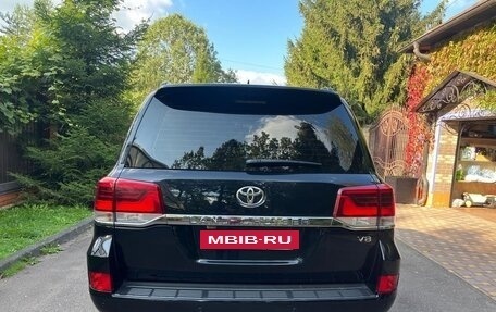 Toyota Land Cruiser 200, 2020 год, 6 380 000 рублей, 3 фотография