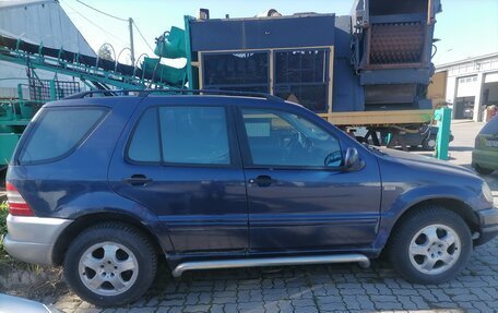 Mercedes-Benz M-Класс, 1998 год, 420 000 рублей, 2 фотография