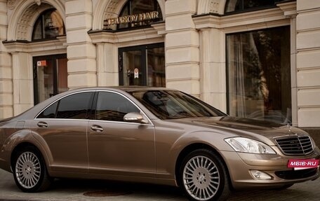 Mercedes-Benz S-Класс, 2007 год, 1 880 000 рублей, 7 фотография