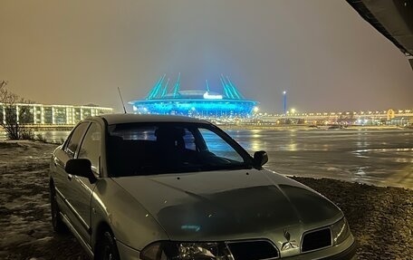 Mitsubishi Carisma I, 2003 год, 230 000 рублей, 2 фотография