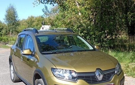 Renault Sandero II рестайлинг, 2018 год, 1 400 000 рублей, 3 фотография