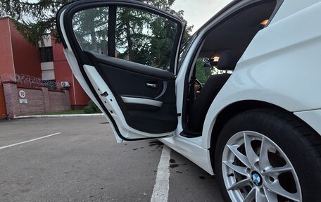 BMW 3 серия, 2010 год, 1 100 000 рублей, 4 фотография