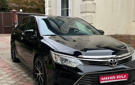 Toyota Camry, 2015 год, 2 100 000 рублей, 4 фотография