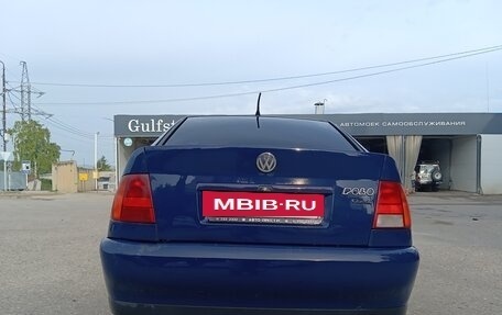 Volkswagen Polo III рестайлинг, 1998 год, 150 000 рублей, 2 фотография