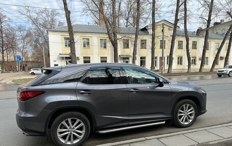 Lexus RX IV рестайлинг, 2017 год, 4 050 000 рублей, 2 фотография