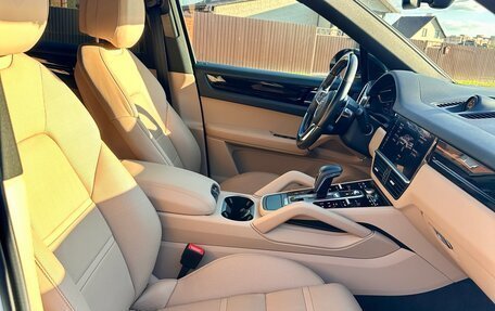 Porsche Cayenne III, 2020 год, 10 999 900 рублей, 4 фотография