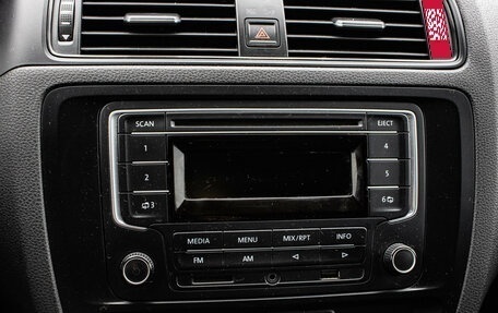 Volkswagen Jetta VI, 2015 год, 939 000 рублей, 14 фотография