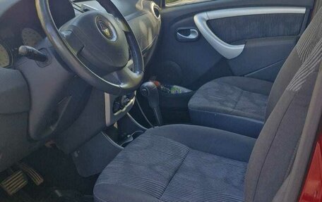 Renault Sandero I, 2011 год, 650 000 рублей, 2 фотография