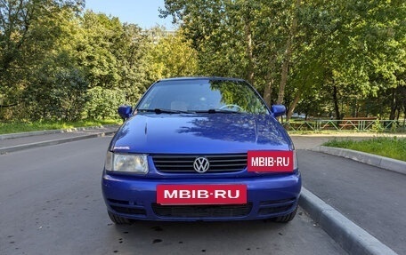 Volkswagen Polo III рестайлинг, 1999 год, 330 000 рублей, 2 фотография