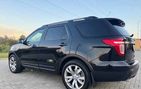 Ford Explorer VI, 2014 год, 1 749 000 рублей, 9 фотография