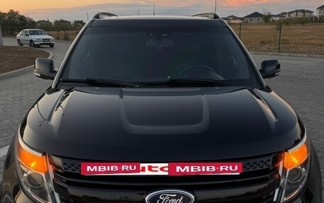 Ford Explorer VI, 2014 год, 1 749 000 рублей, 2 фотография