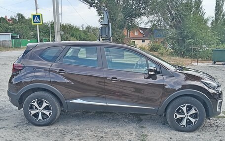 Renault Kaptur I рестайлинг, 2018 год, 1 670 000 рублей, 4 фотография