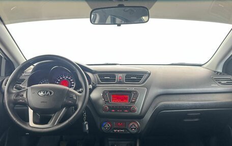 KIA Rio III рестайлинг, 2013 год, 749 000 рублей, 17 фотография