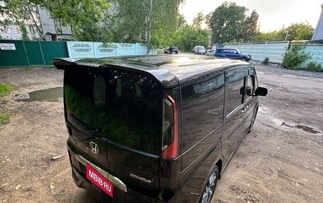 Honda Stepwgn IV, 2016 год, 1 899 000 рублей, 13 фотография