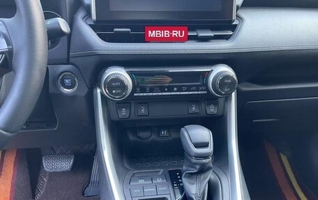 Toyota RAV4, 2022 год, 2 760 001 рублей, 10 фотография