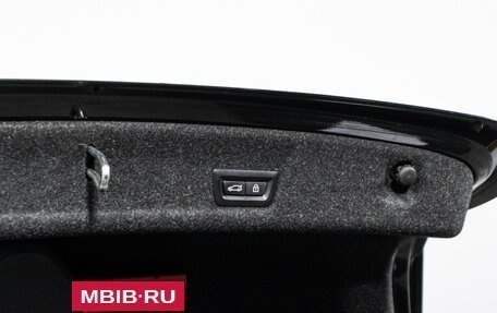 BMW 3 серия, 2020 год, 2 999 700 рублей, 16 фотография