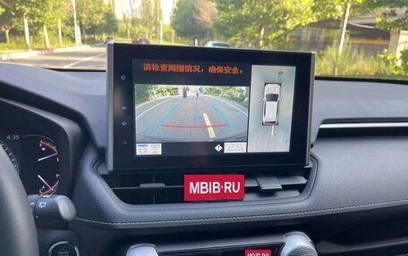 Toyota RAV4, 2022 год, 2 760 001 рублей, 7 фотография