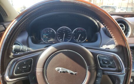 Jaguar XJ IV (X351), 2011 год, 1 450 000 рублей, 8 фотография