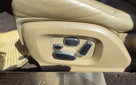 Jaguar XJ IV (X351), 2011 год, 1 450 000 рублей, 17 фотография