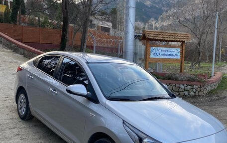 Hyundai Solaris II рестайлинг, 2018 год, 1 550 000 рублей, 9 фотография