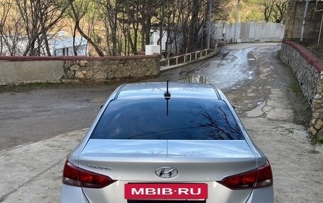 Hyundai Solaris II рестайлинг, 2018 год, 1 550 000 рублей, 5 фотография