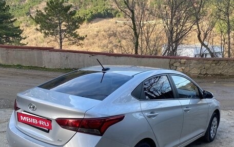 Hyundai Solaris II рестайлинг, 2018 год, 1 550 000 рублей, 7 фотография