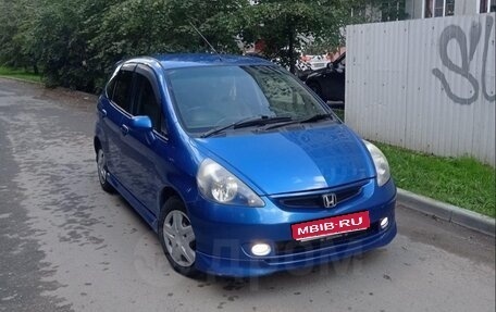 Honda Fit III, 2003 год, 385 000 рублей, 1 фотография