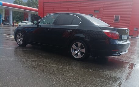 BMW 5 серия, 2006 год, 1 077 000 рублей, 4 фотография