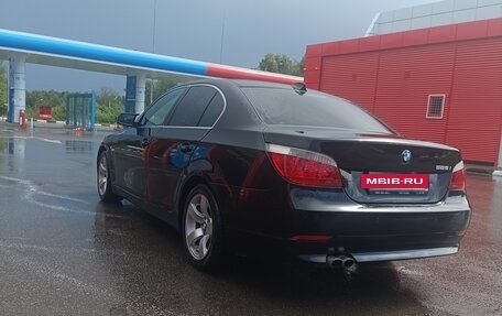 BMW 5 серия, 2006 год, 1 077 000 рублей, 5 фотография