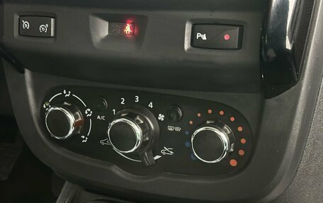 Renault Duster I рестайлинг, 2018 год, 1 549 900 рублей, 6 фотография