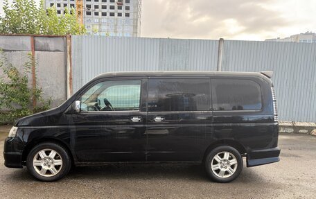 Honda Stepwgn II рестайлинг, 2001 год, 570 000 рублей, 2 фотография