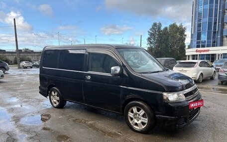 Honda Stepwgn II рестайлинг, 2001 год, 570 000 рублей, 4 фотография