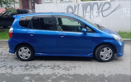 Honda Fit III, 2003 год, 385 000 рублей, 9 фотография