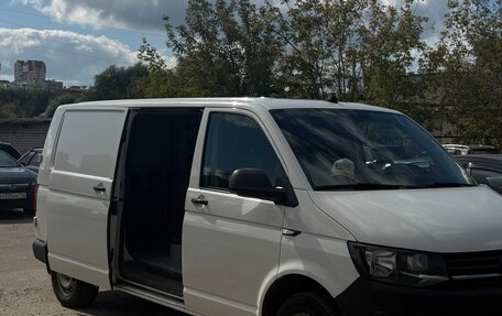 Volkswagen Transporter T6 рестайлинг, 2019 год, 2 200 000 рублей, 7 фотография