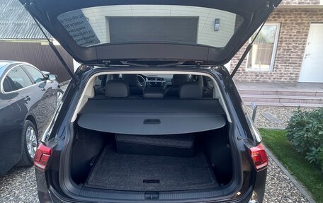 Volkswagen Tiguan II, 2019 год, 2 570 000 рублей, 8 фотография