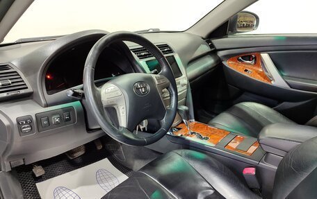 Toyota Camry, 2010 год, 1 400 000 рублей, 16 фотография