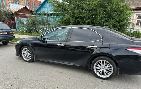 Toyota Camry, 2018 год, 2 760 000 рублей, 5 фотография