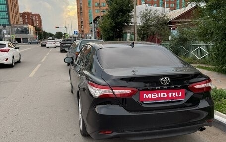 Toyota Camry, 2018 год, 2 760 000 рублей, 7 фотография