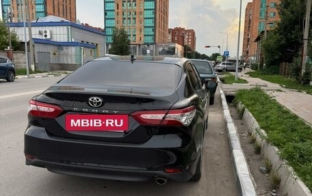 Toyota Camry, 2018 год, 2 760 000 рублей, 9 фотография