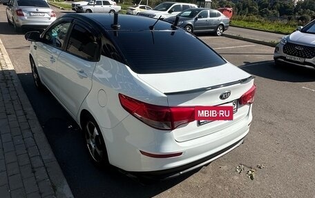 KIA Rio III рестайлинг, 2016 год, 900 000 рублей, 14 фотография