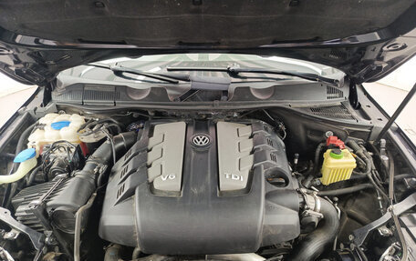 Volkswagen Touareg III, 2013 год, 2 100 000 рублей, 13 фотография
