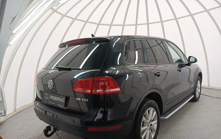 Volkswagen Touareg III, 2013 год, 2 100 000 рублей, 9 фотография