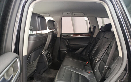 Volkswagen Touareg III, 2013 год, 2 100 000 рублей, 16 фотография