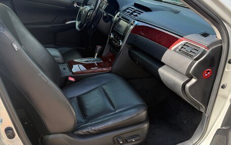 Toyota Camry, 2012 год, 1 700 000 рублей, 5 фотография